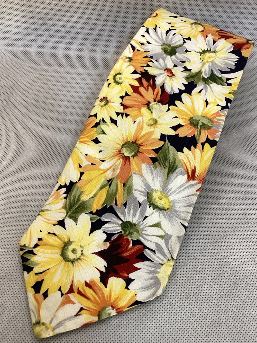 Tango by Max Raab Floral Cotton Tie Yellow White Daisy Print Vintage Necktie
